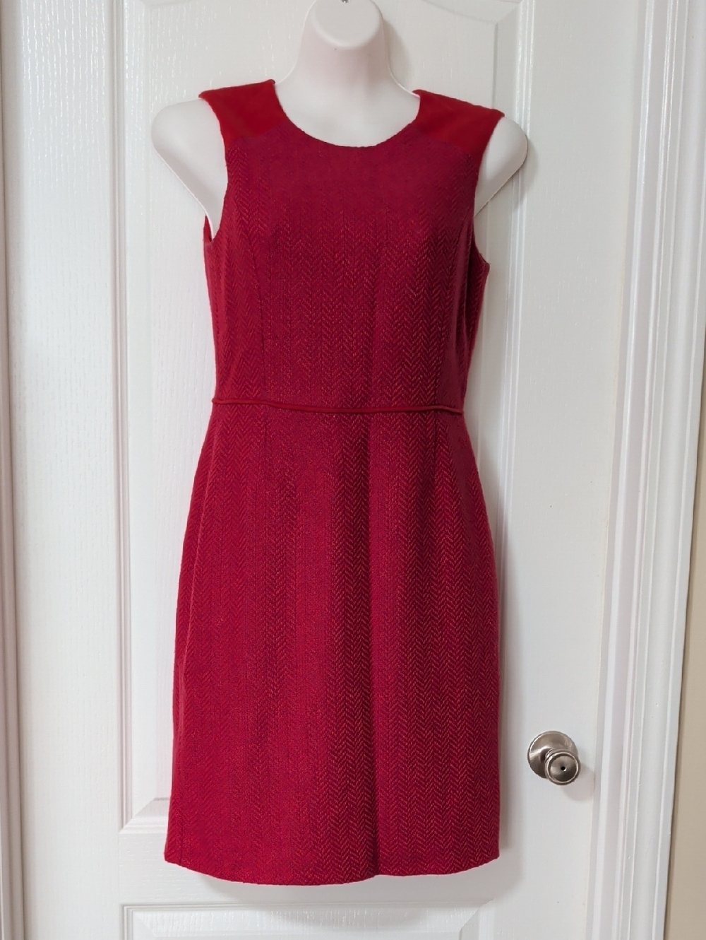 Banana Republic Red Sleeveless Sheath Dress Wool